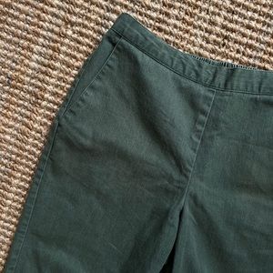Sage green Alfred Dunner cropped pant - size 6P